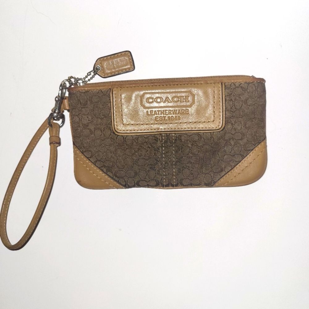 Vintage Coach Leatherware Est.1941 Zip Signature Pouch Wallet